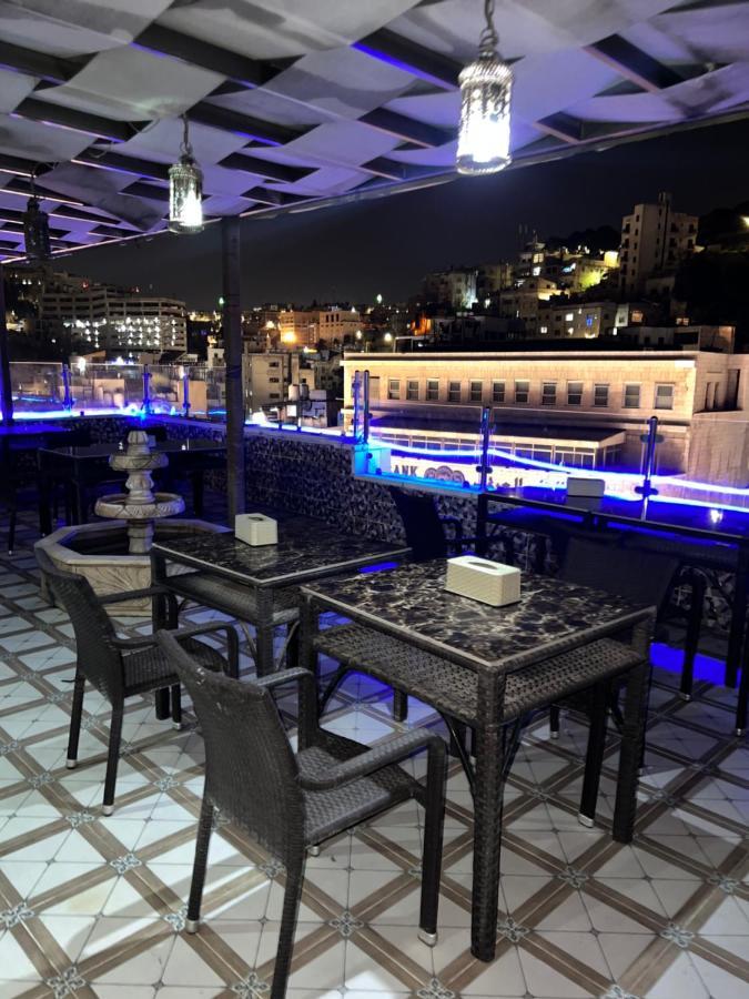 Downtown Hawaa Amman Hotel Buitenkant foto